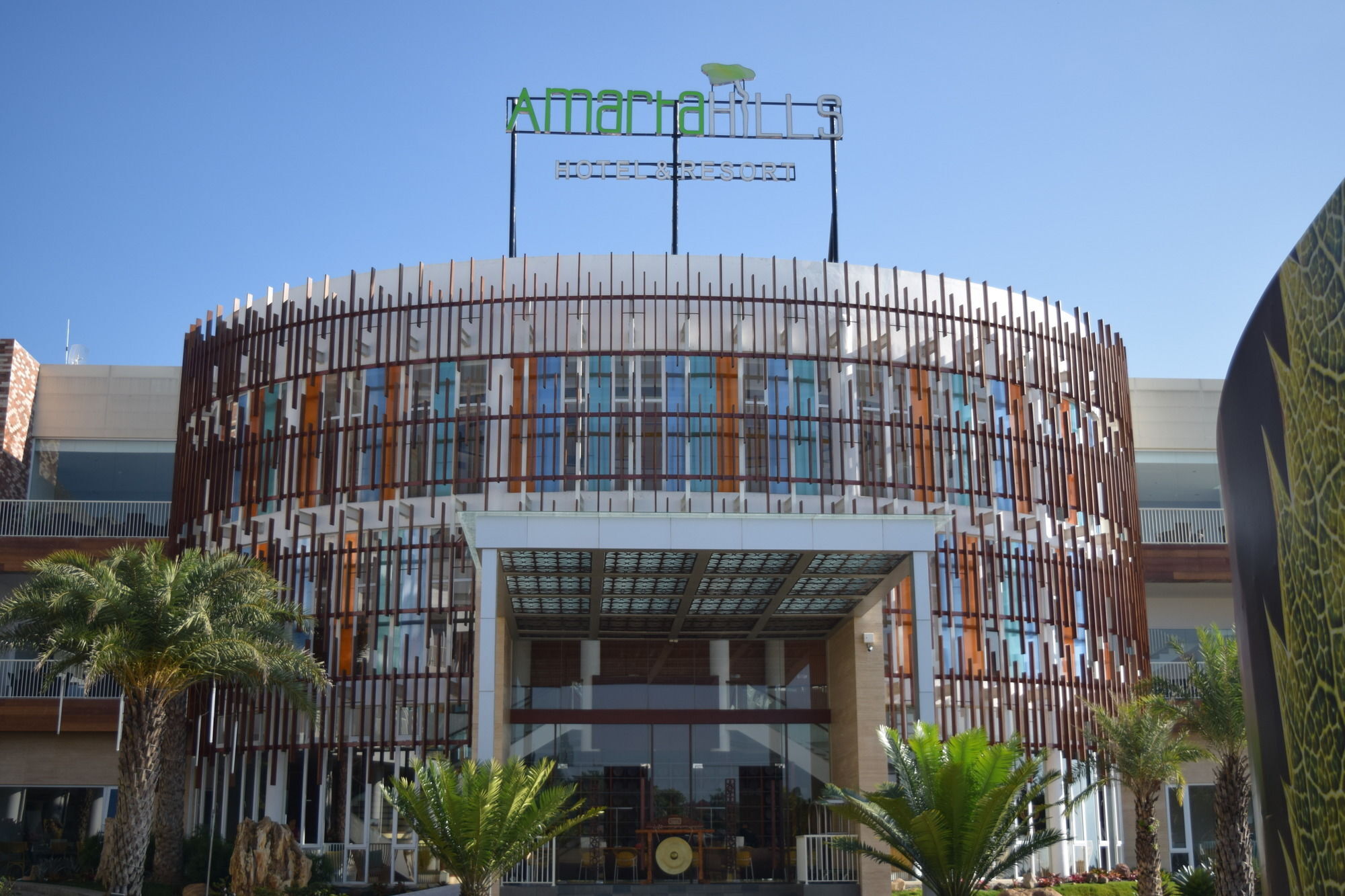 באטו Amartahills Hotel And Resort מראה חיצוני תמונה